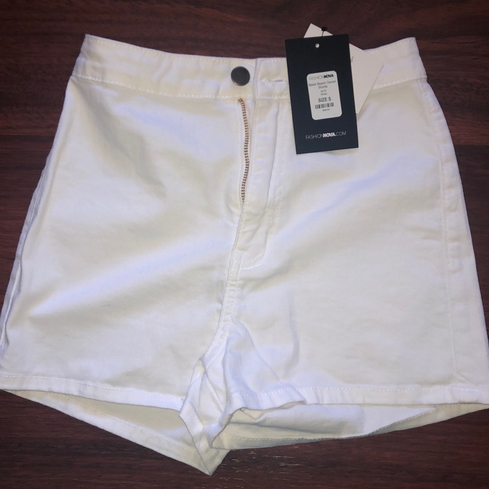 White high waisted shorts